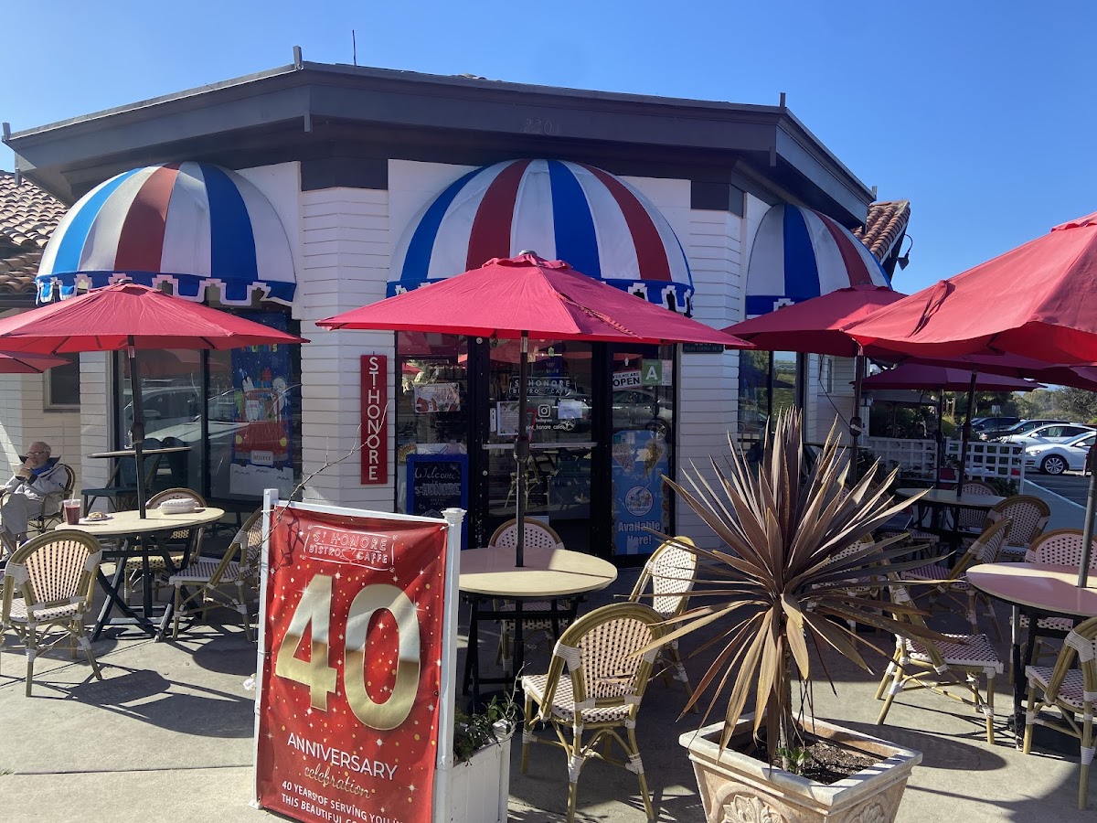 St Honore French Bistro & Caffe - 4