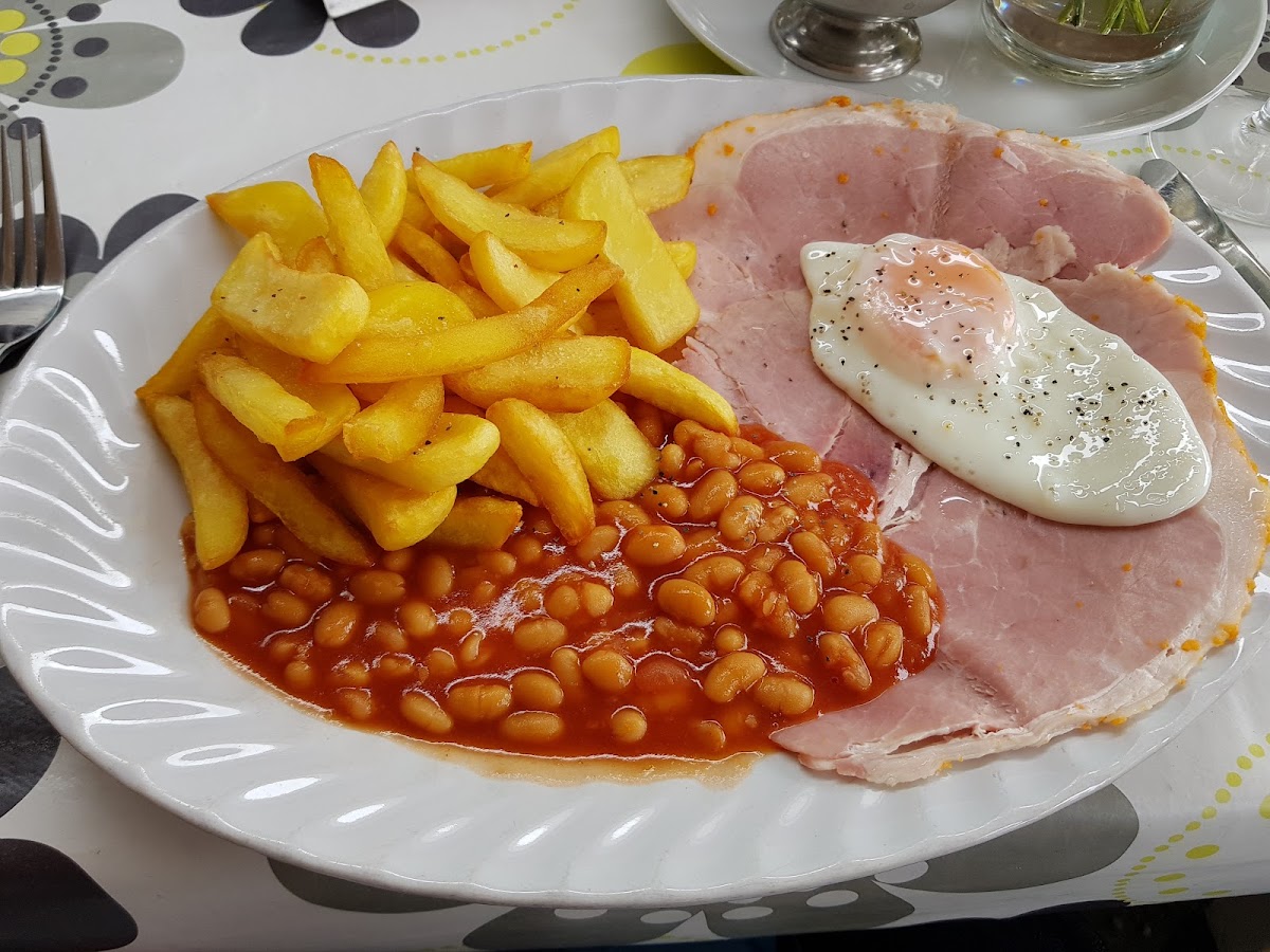 The Jolly Roger Cafe - 8