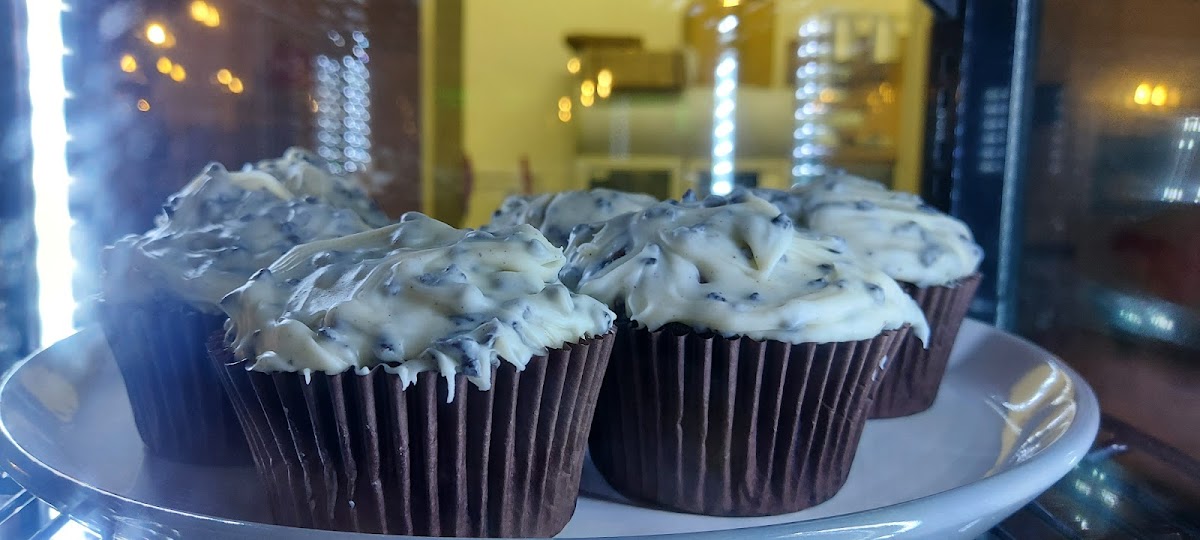 Leaky teacup ltd (gluten free kitchen) - 8