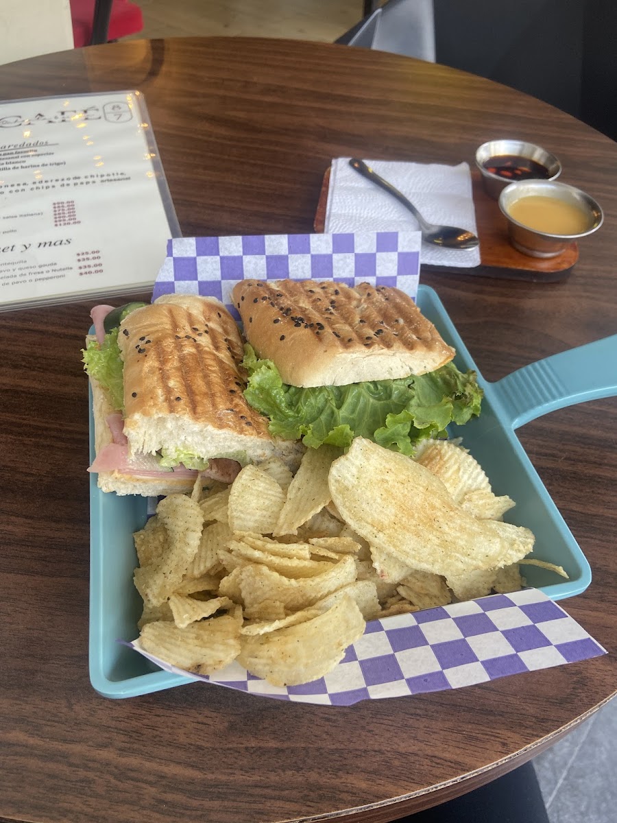 Cafe 87 - 3