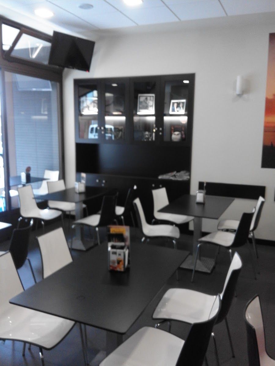Cafe Bar Curra - 4