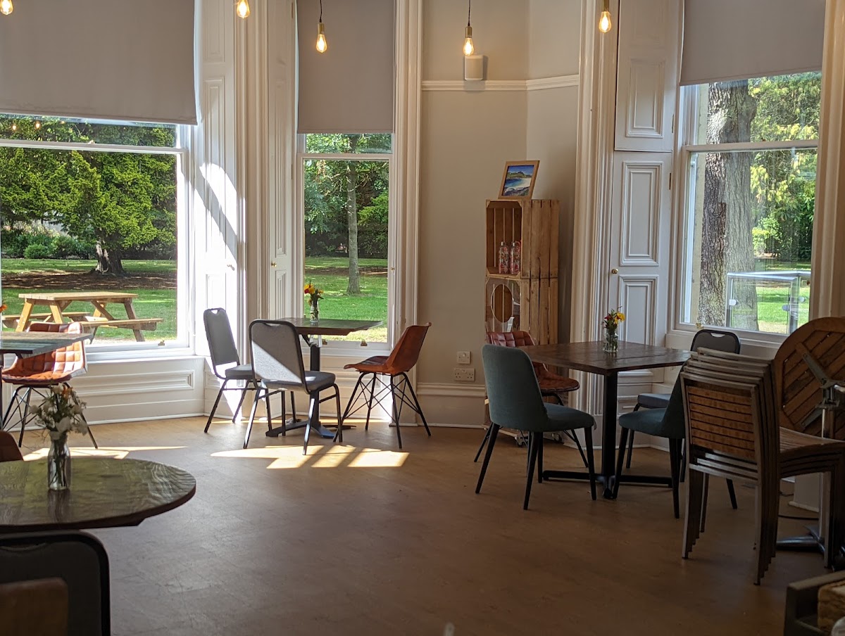 Arnotdale House and Cafe