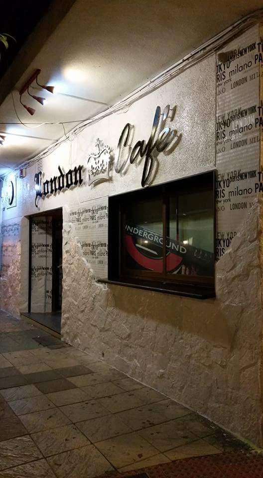 London Café
