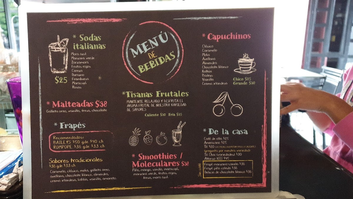 La Esquina Creppes & Coffe - 1