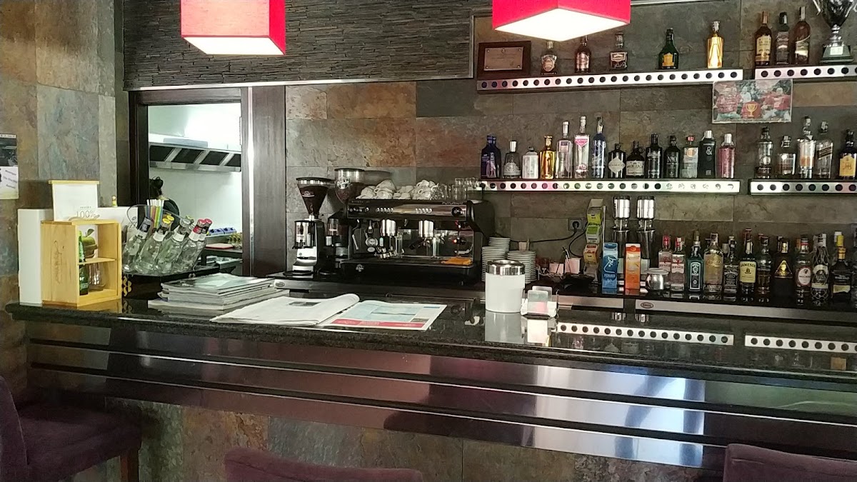 Cafetería Abrente - 4