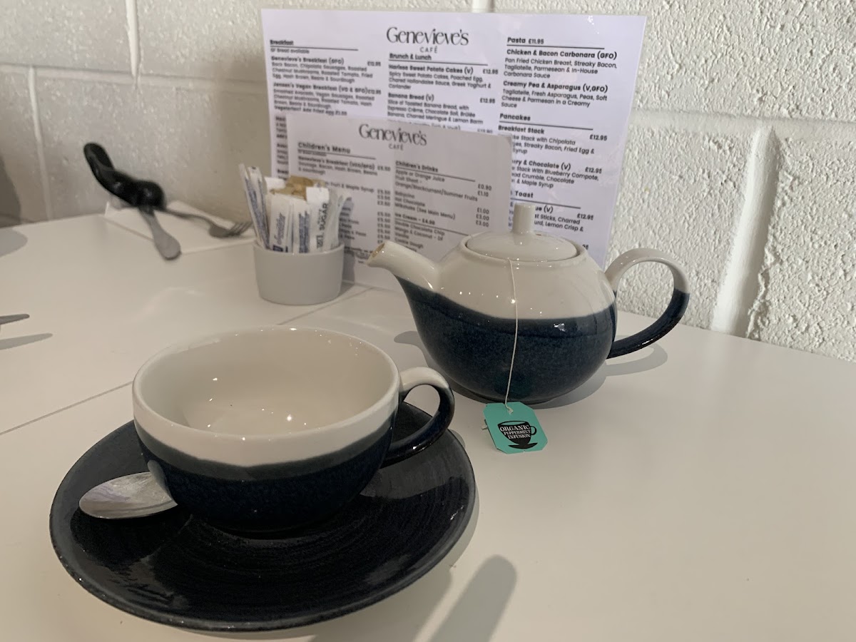 Genevieve's Cafe - 4