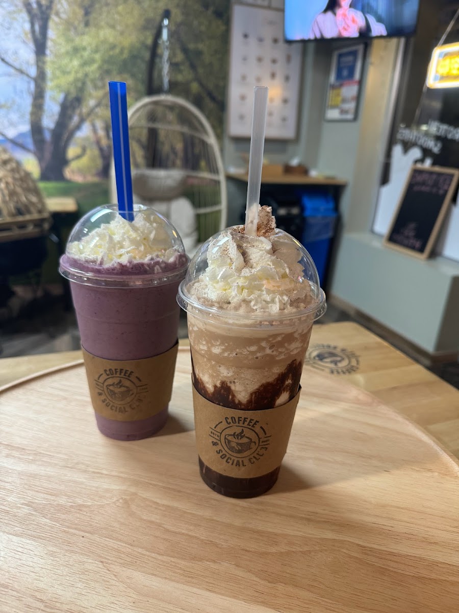 Coffee & Social Club - 10