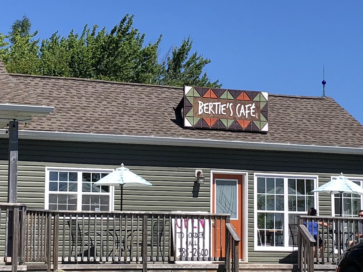 Bertie's Cafe - 4