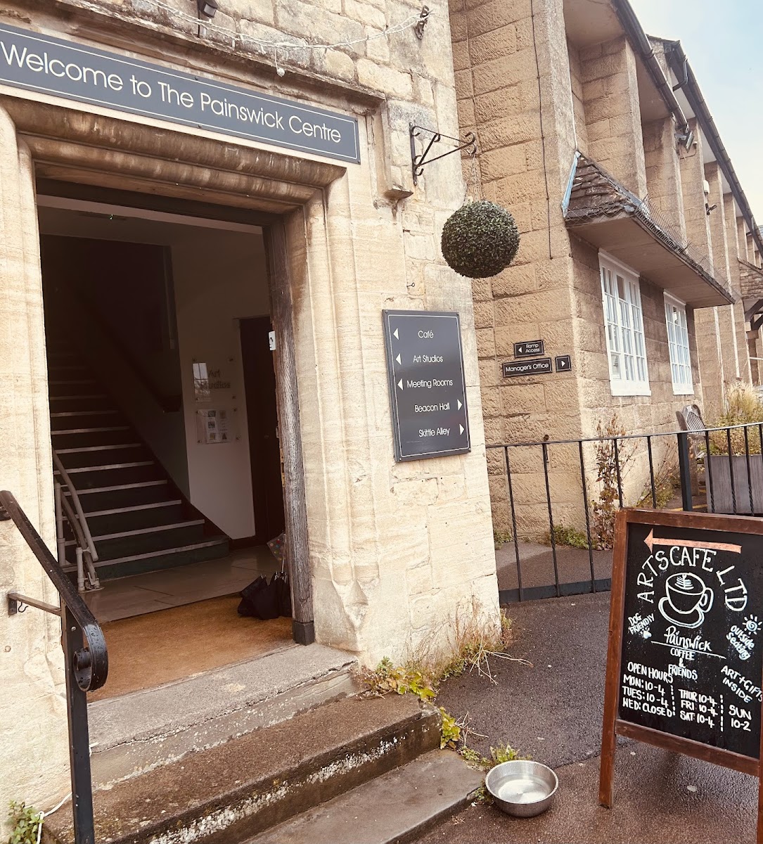 Arts Cafe Painswick - 3