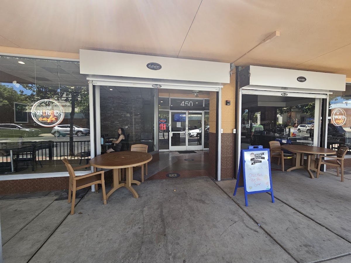 Wired Internet Coffee Bar - 3