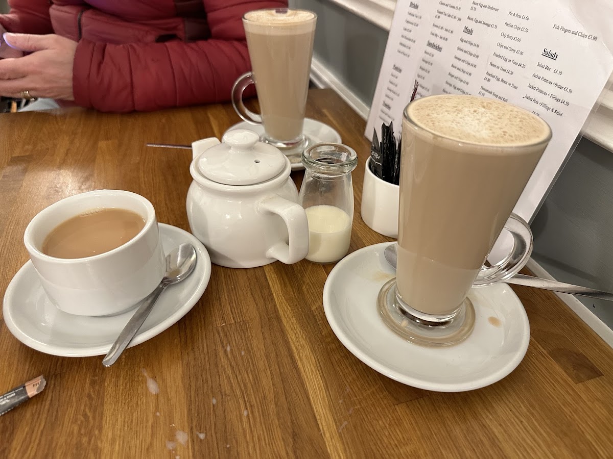 Sam Zair's Cafe - 8