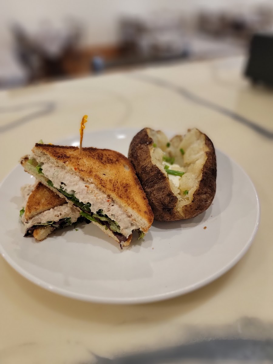 Myck's Cafe - 9