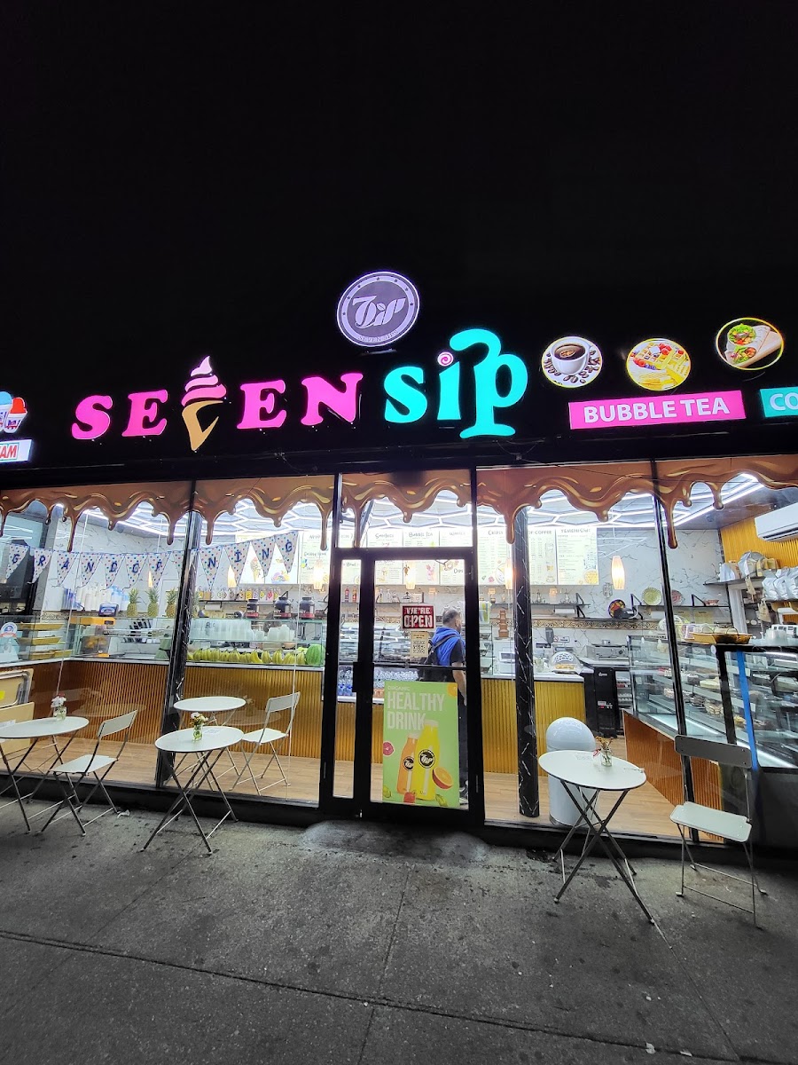 Seven Sips Smoothies Café - Sheepshead Bay