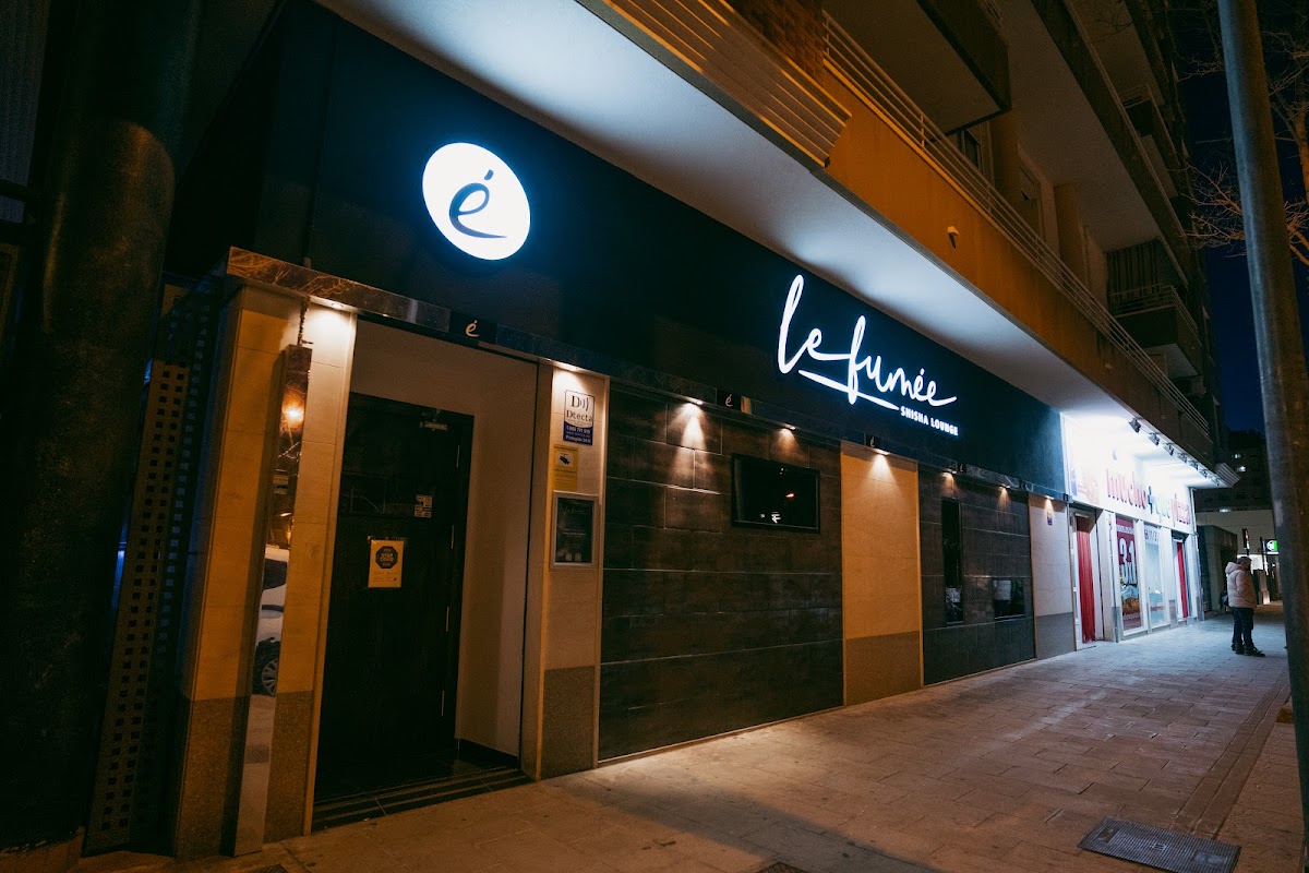 Le Fumée Shisha Lounge