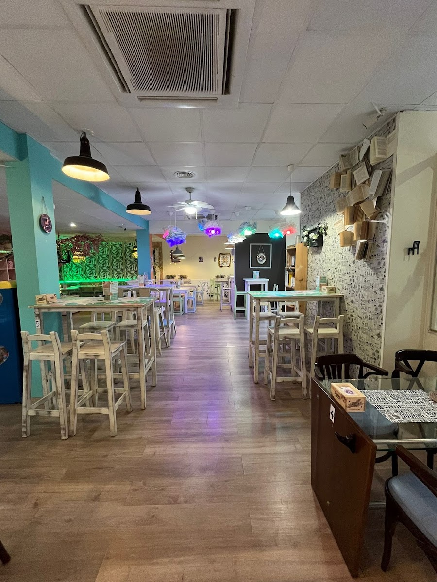 Coconut Coffeetería bar