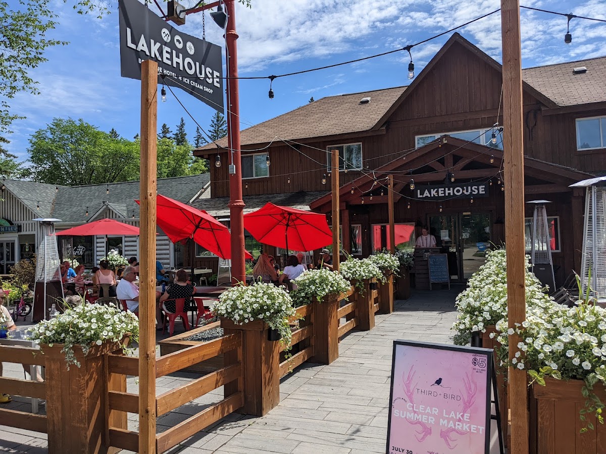 Lakehouse Coffee Shop