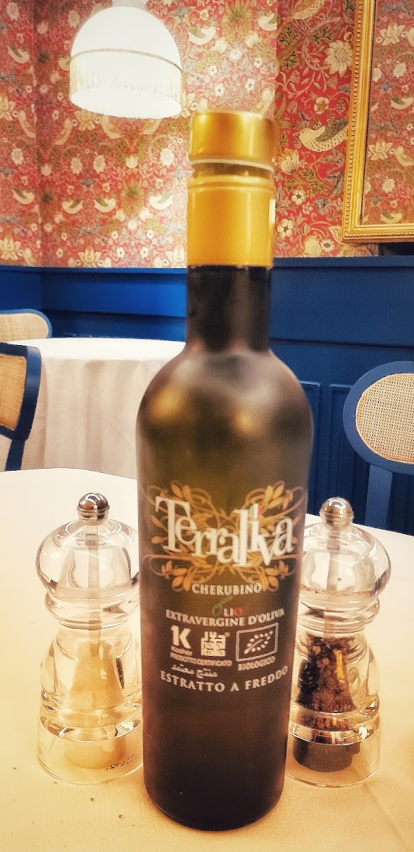 Charleston Cafe - 10