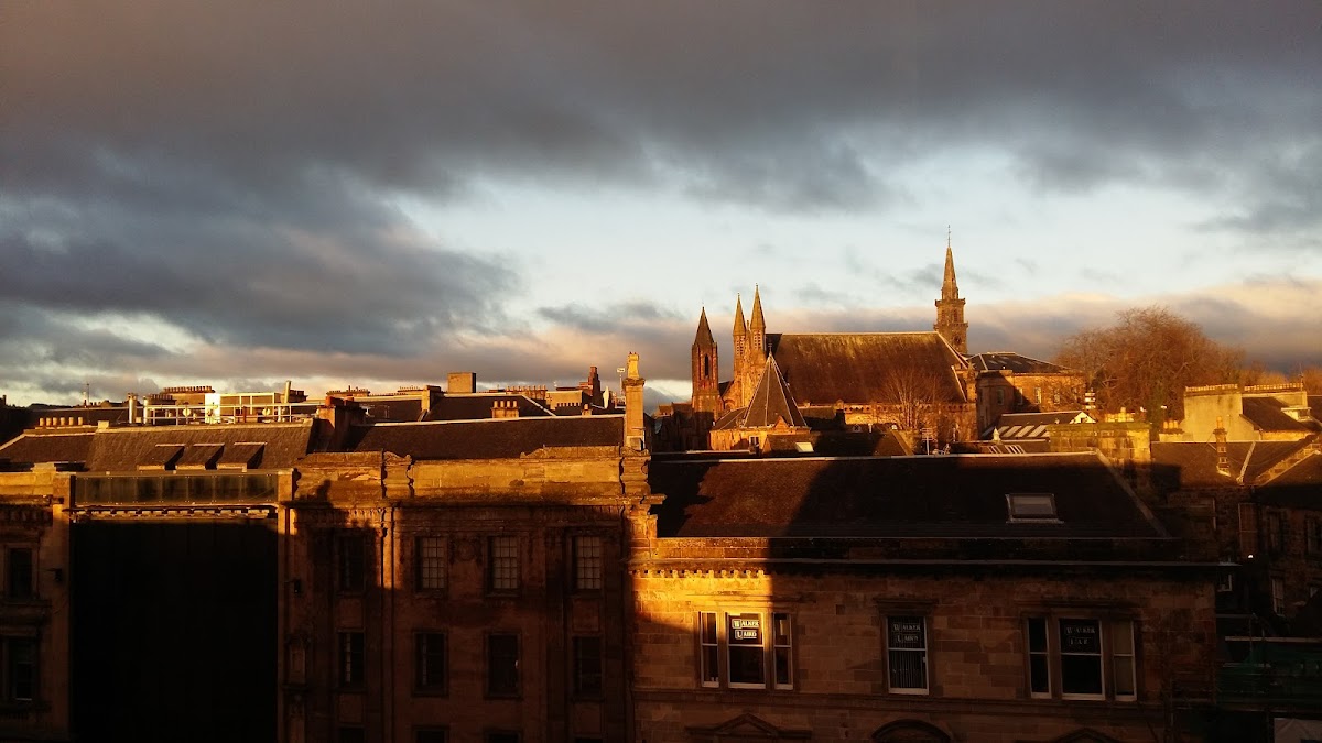 The Square Cafe Bistro - 3