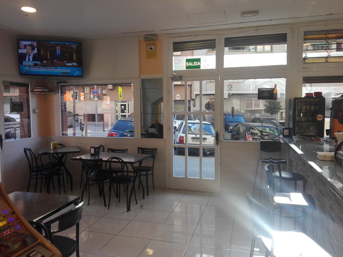 Bar Cafeteria La Olivera - 4
