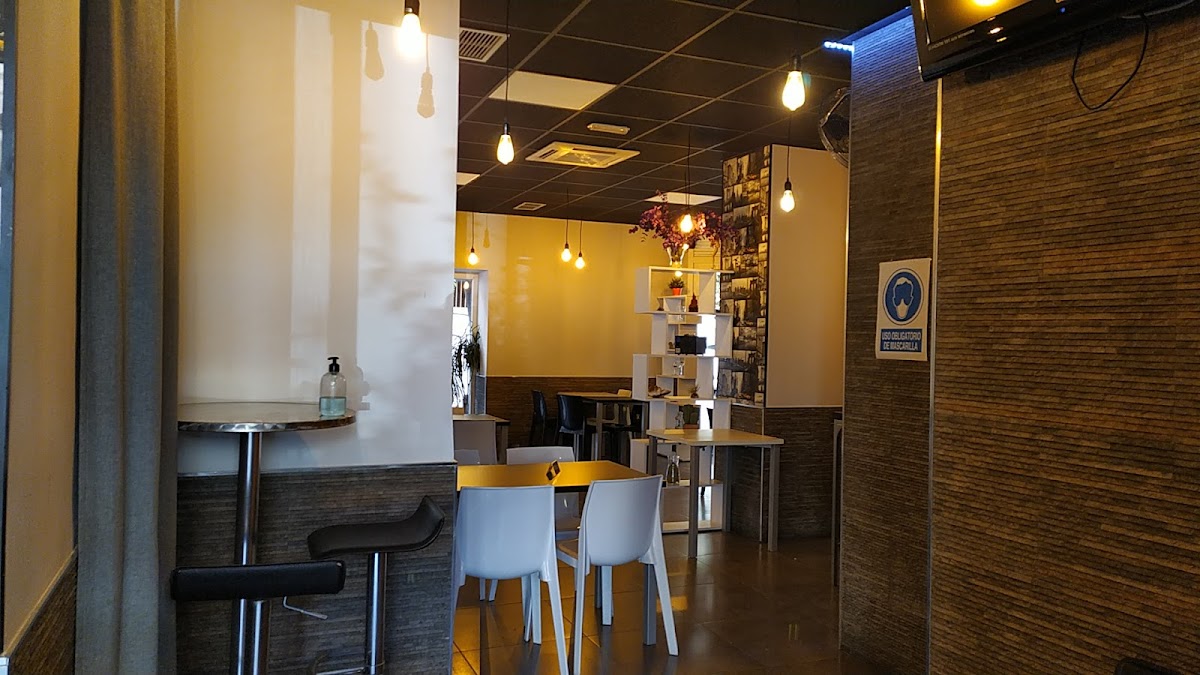 Cafeteria Larimar - 4
