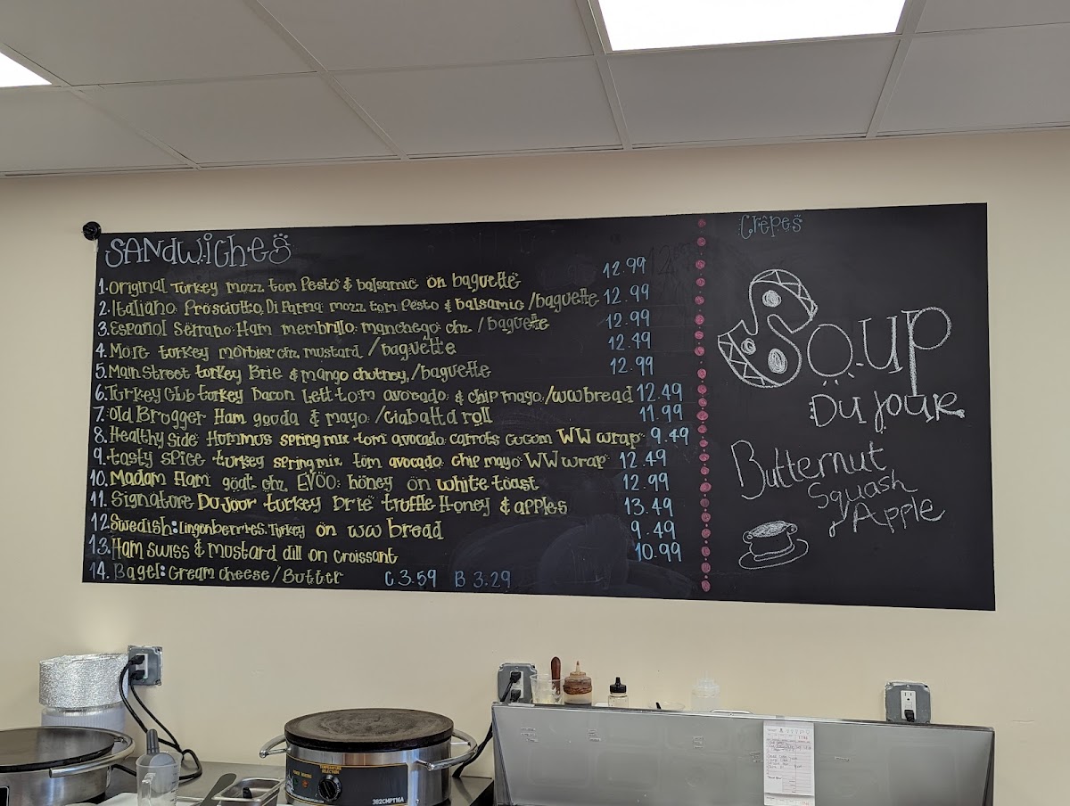 Du Jour Cafe - 4