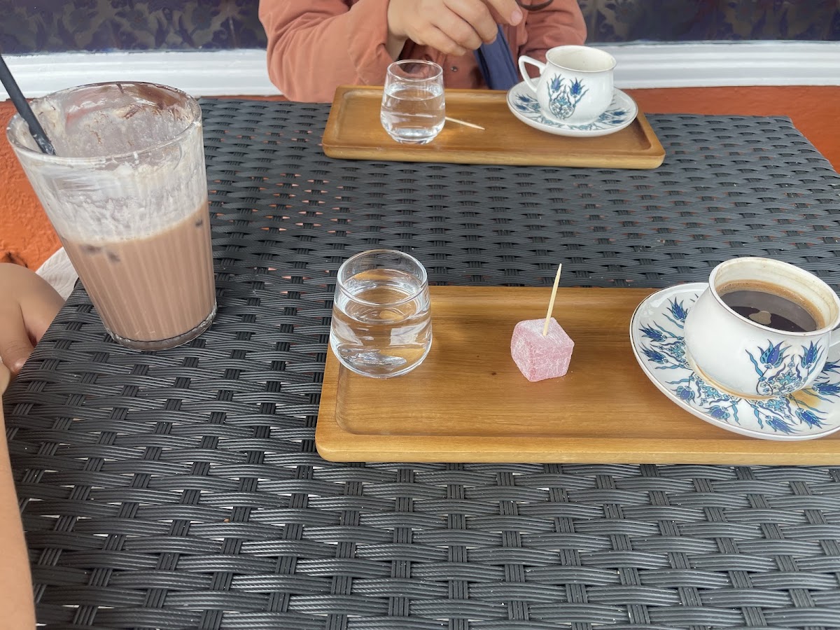 Tulip Authentic Turkish Cafe - 6
