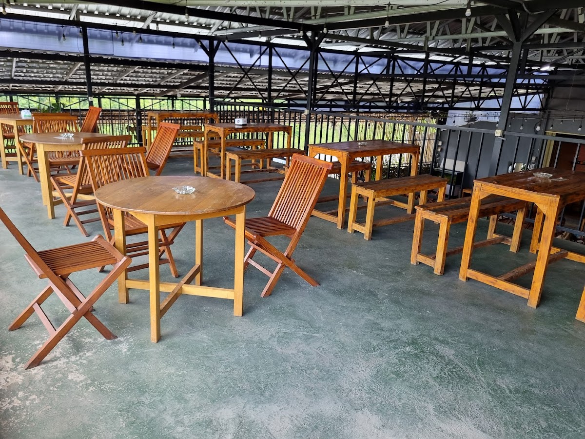 By Pass Cafe & Resto