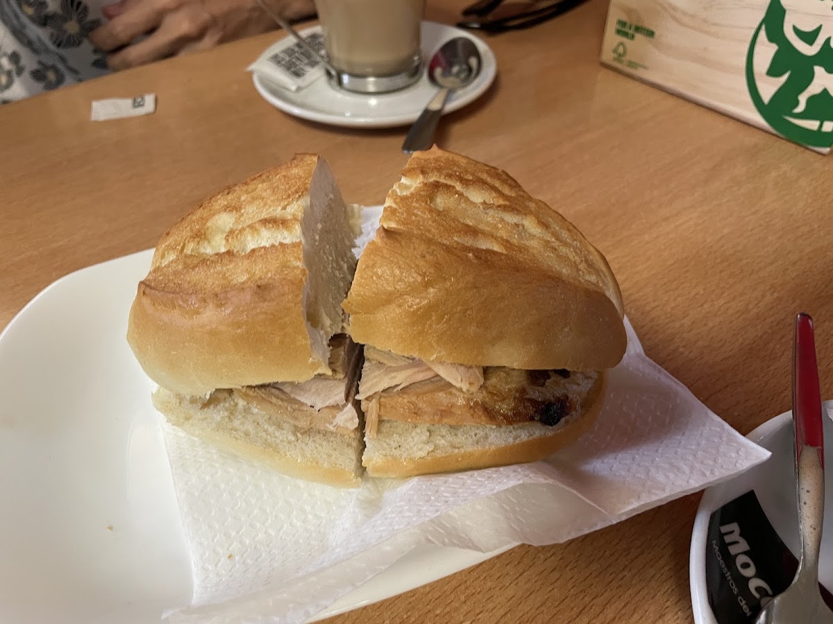 Bar cafetería Restaurante El Yunque