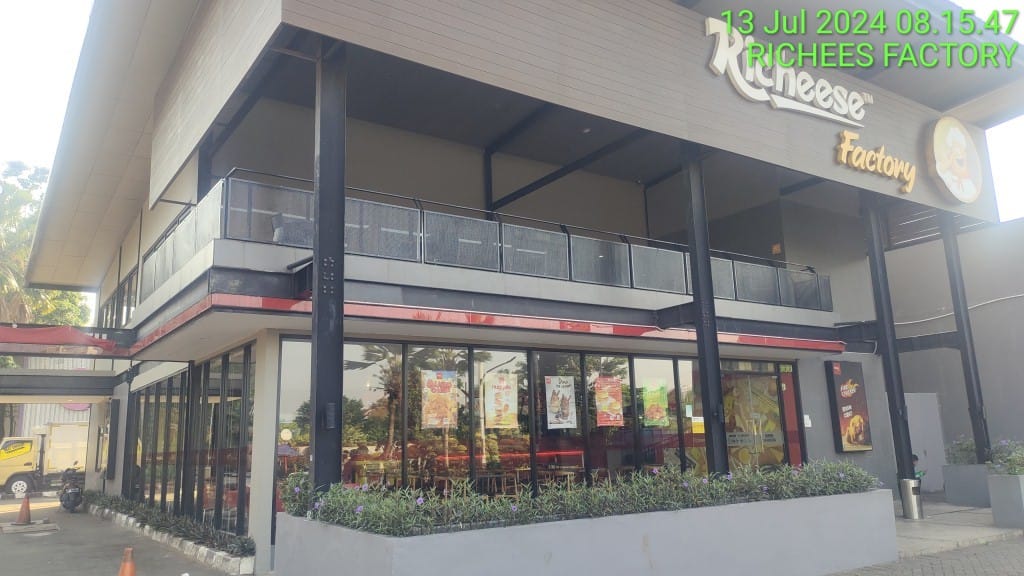 Richeese Factory Daan Mogot