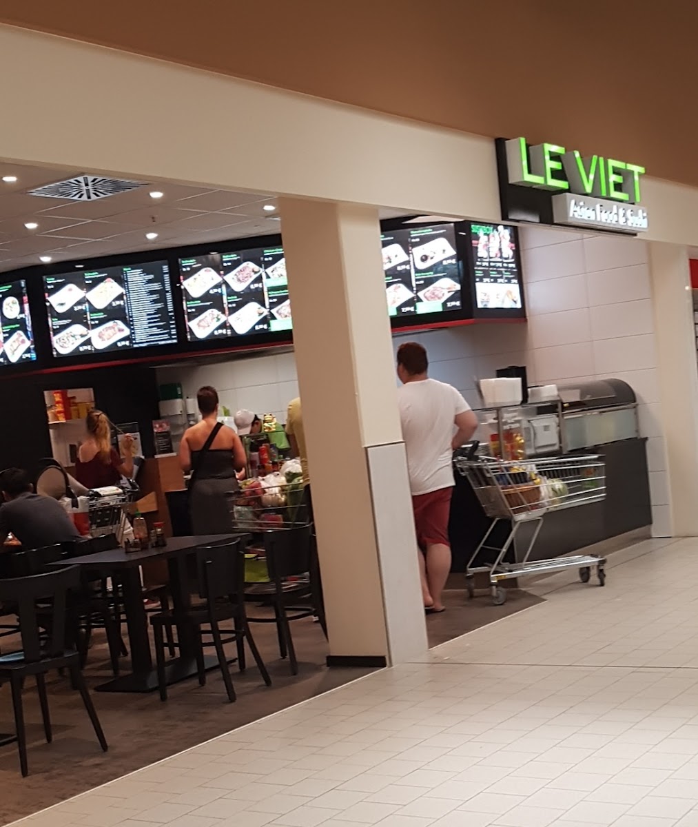 Le Viet Asian Food & Sushi