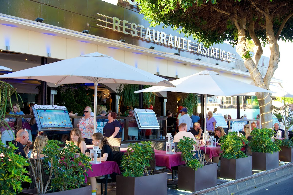 Restaurante Oriental World