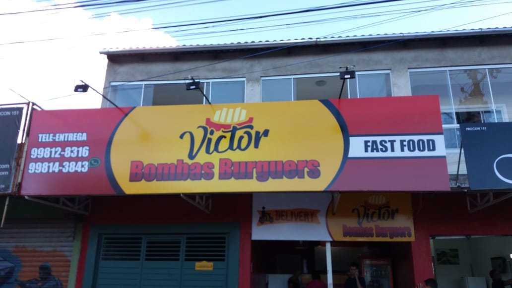 Victor Bombas Burguers