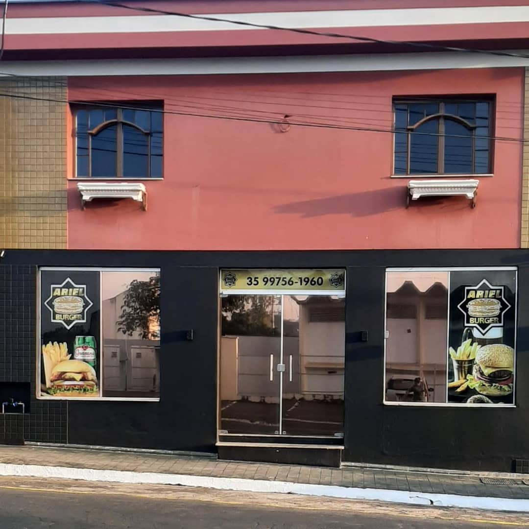 Ariel Burger