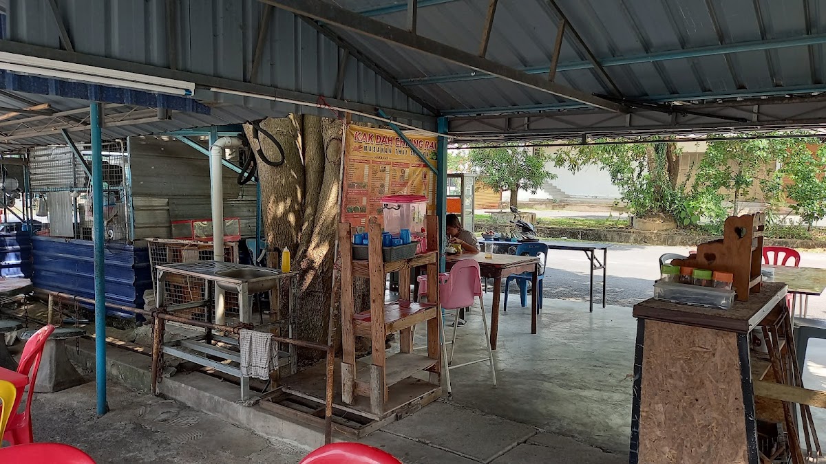 Warung Kak Dah (Sri Zaha)