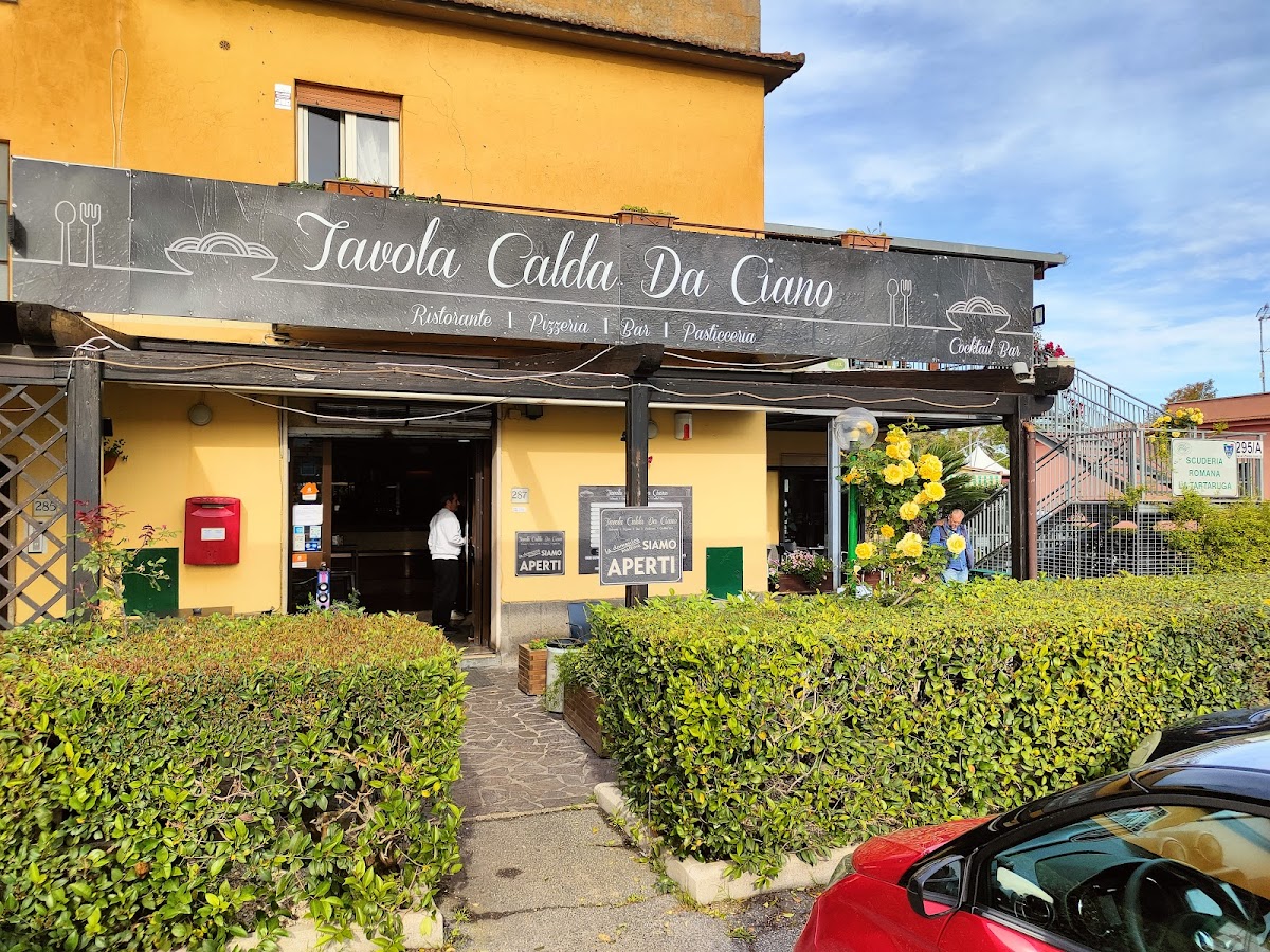 Bar, tavola calda e pizzeria da Ciano