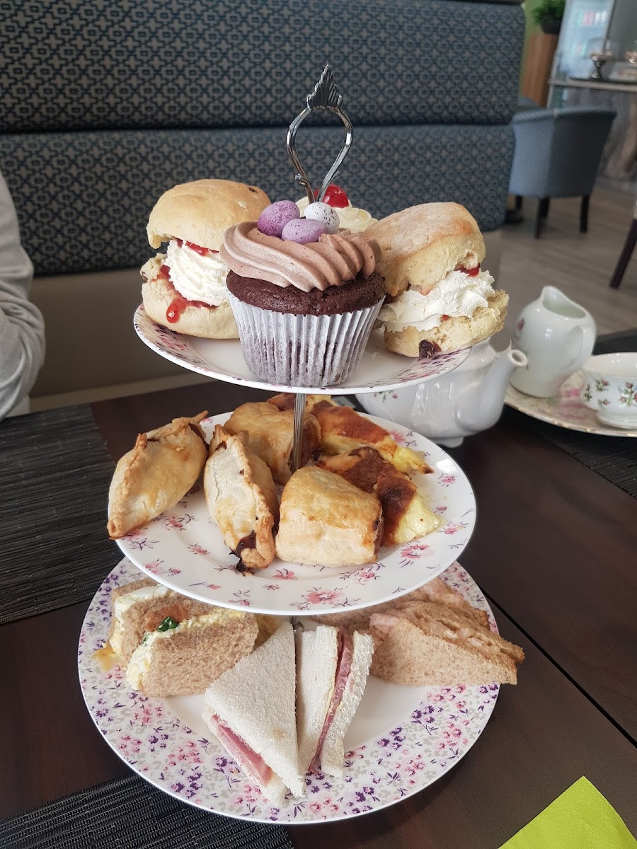 Riverside Heights Restaurant