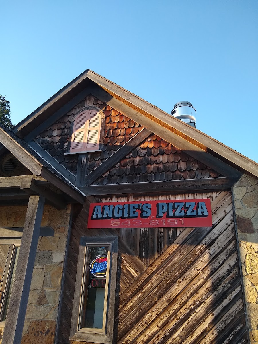 Angie's Pizza