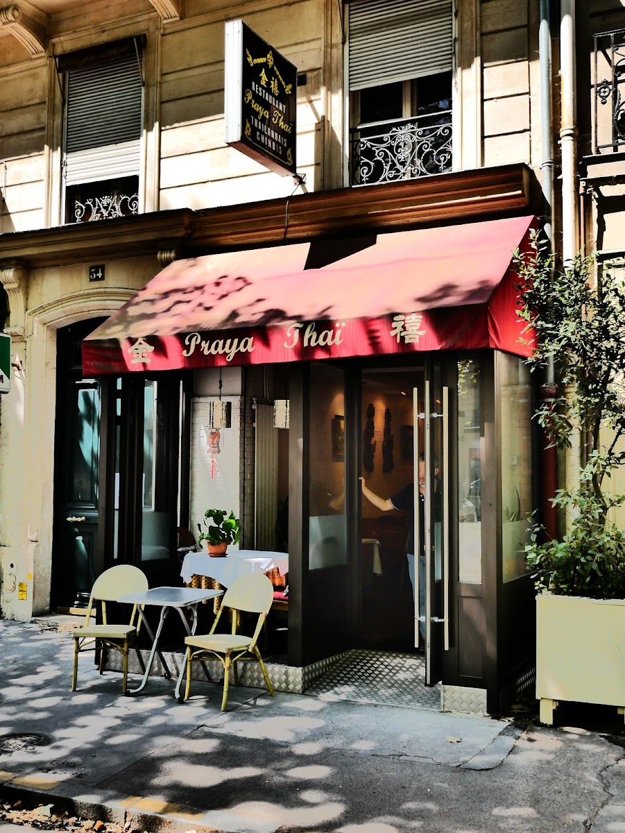 Praya Thai