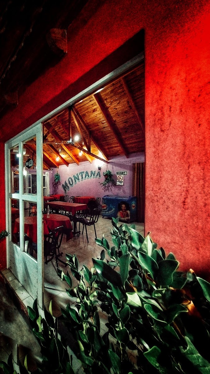 Montana Restaurante - Parrilla
