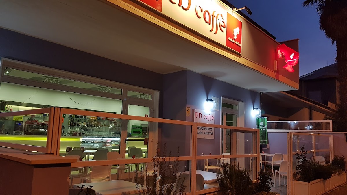 Ed Caffè - 4