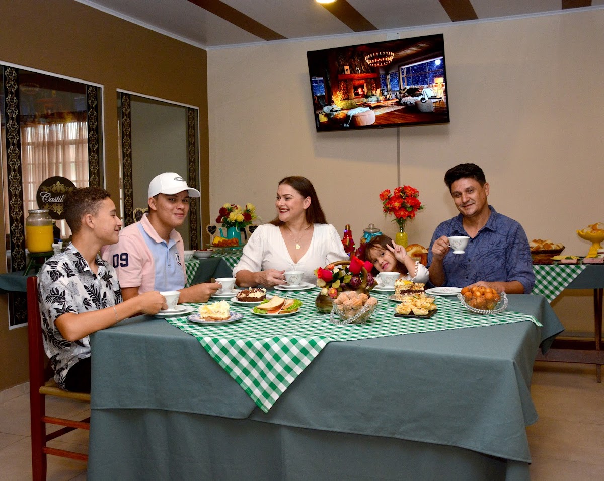 Castilho´s Pizzaria e Panquecaria