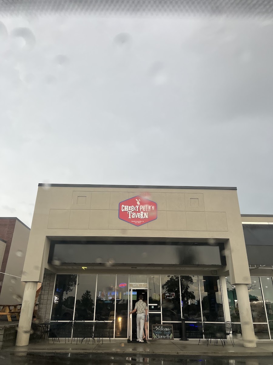 Cheeky Pete’s Tavern