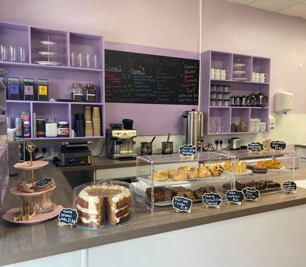 Tilly's Cafe & Desserts