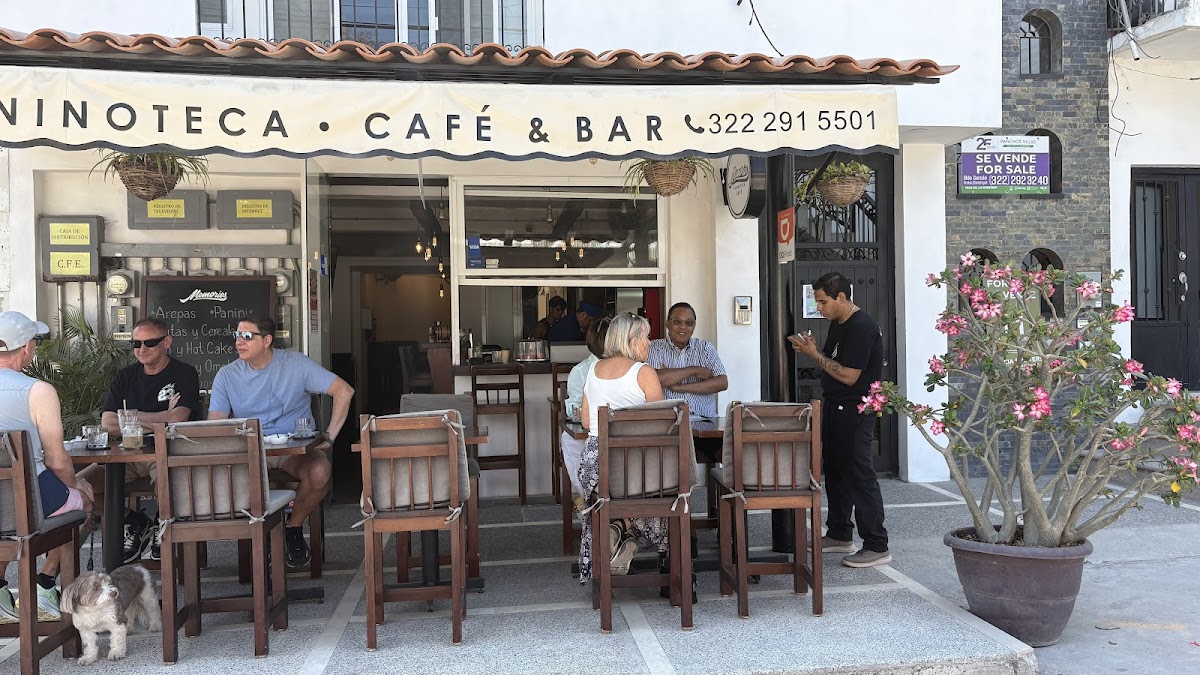 Memories Paninoteca Café