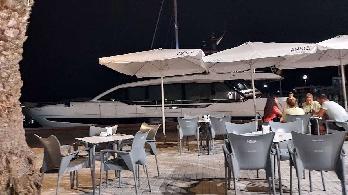 La Maquineta Coffee Shop