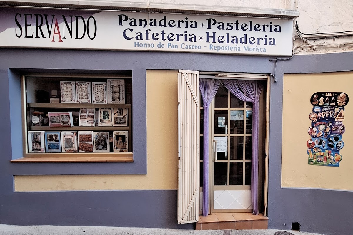 Panadería Cafetería Servando