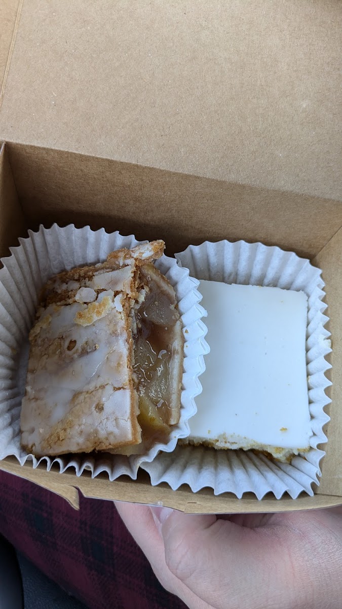 Orland Park Bakery and Cafe - 6