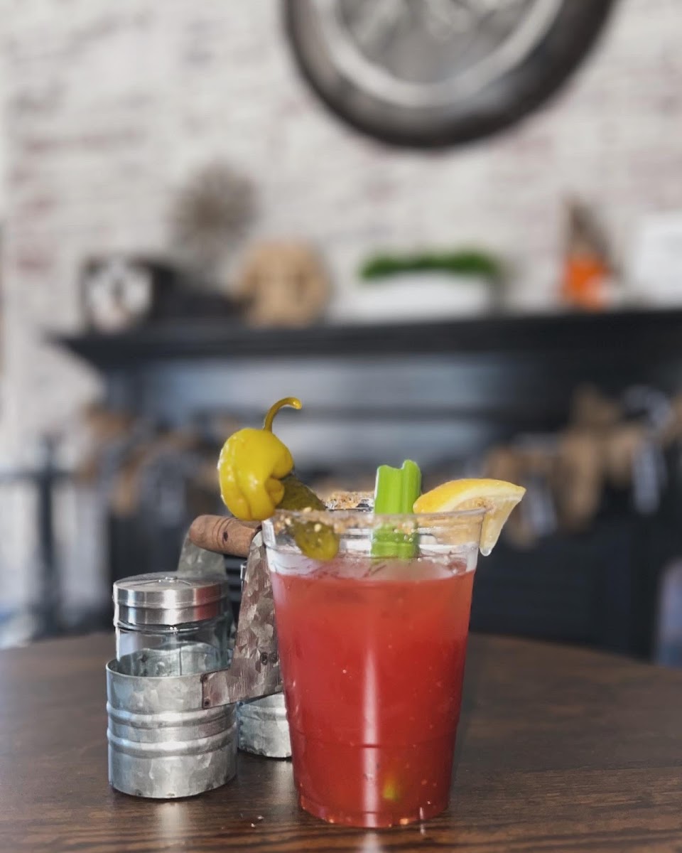 Mountain Peak Cafe - 10