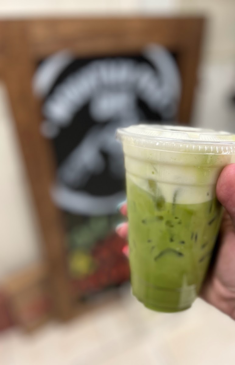 Mountain Peak Cafe - 7