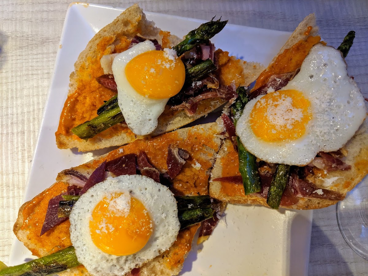 La Trobada Cafeteria. - 9